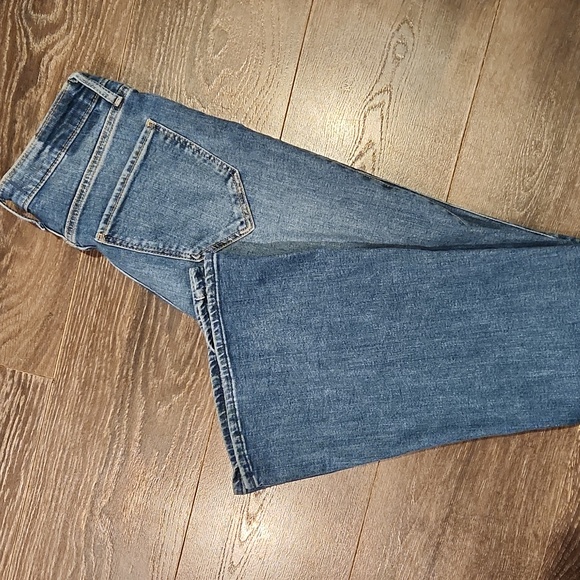 ❤️ ABERCROMBIE & FITCH JEANS ULTRA HIGH RISE FLARE JEANS, 4 (27) - Picture 9 of 9